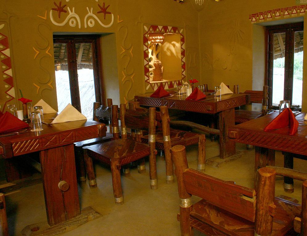 Vedic Village Spa Resort Kolkata Eksteriør bilde