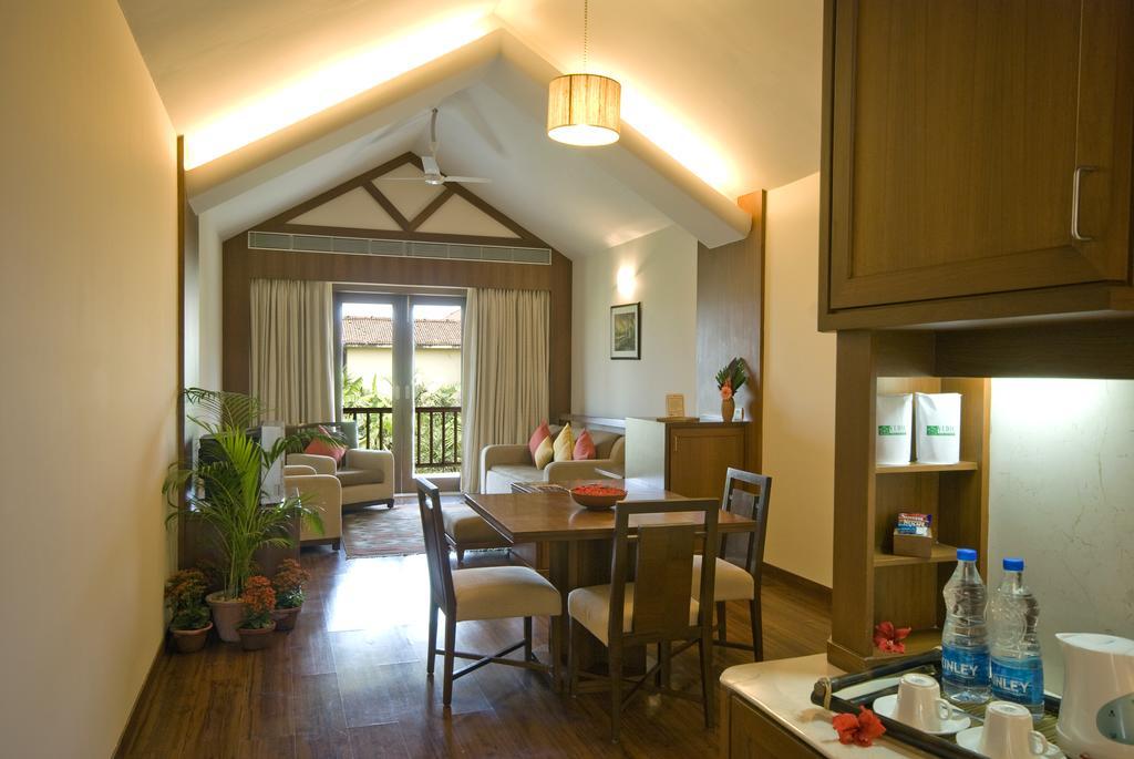 Vedic Village Spa Resort Kolkata Eksteriør bilde