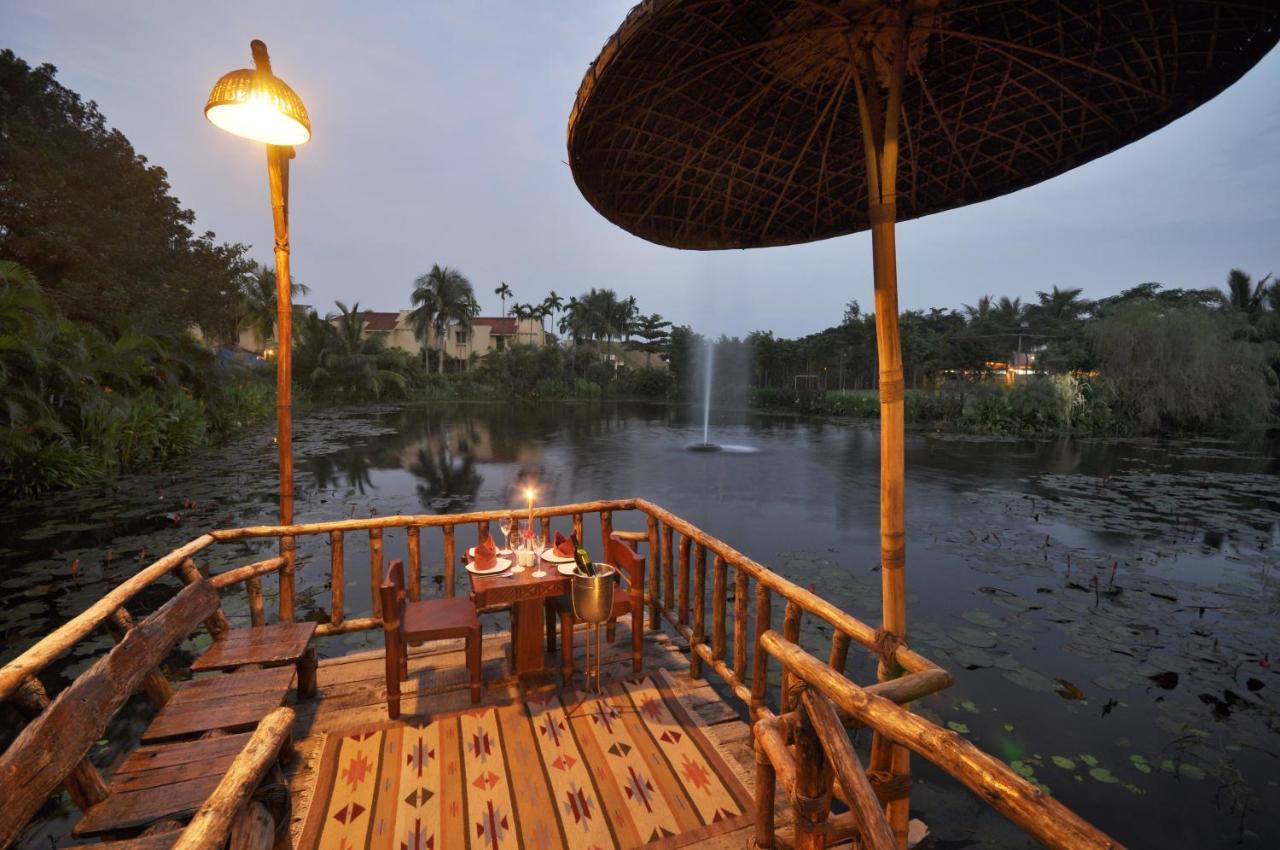 Vedic Village Spa Resort Kolkata Eksteriør bilde